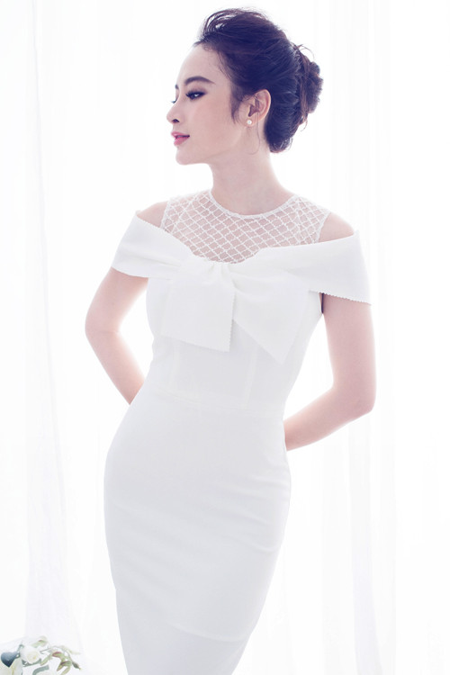 Angela Phương Trinh diện váy xuyên thấu táo bạo ảnh 6