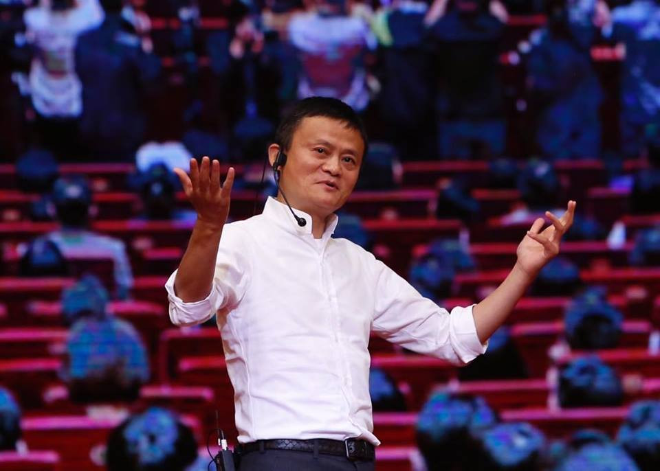 Tỷ phú Jack Ma chúc giới trẻ Việt Nam luôn tiến về phía trước ảnh 7