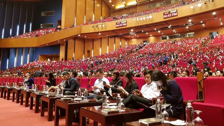 Tỷ phú Jack Ma chúc giới trẻ Việt Nam luôn tiến về phía trước ảnh 14