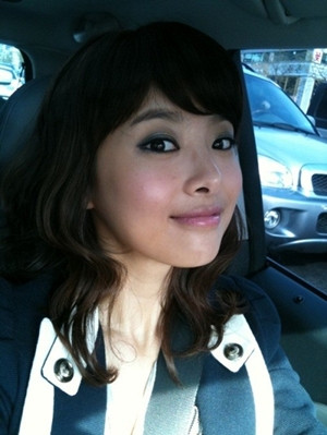 Nữ MC xinh đẹp Song Ji Sun