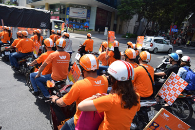 Hai miền Bắc - Nam cùng hòa sắc cam ảnh 1