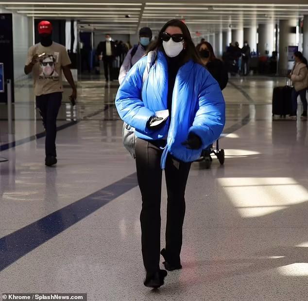 Cô lặng lẽ giữa nghi vấn chia tay Kanye West. Cô lặng lẽ giữa nghi vấn chia tay Kanye West.