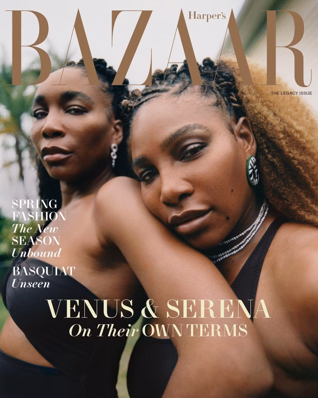 Mới đây, Harper's Bazaar tung loạt ảnh chụp Serena và Venus Williams với vai trò gương mặt trang bìa của ấn bản tháng 3/2022.