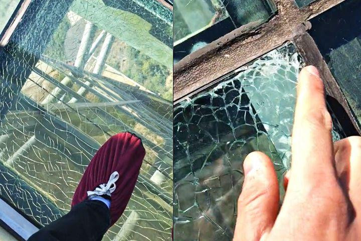 Phần nứt vỡ trên cầu kính là cố tình để làm tăng trải nghiệm cho du khách.