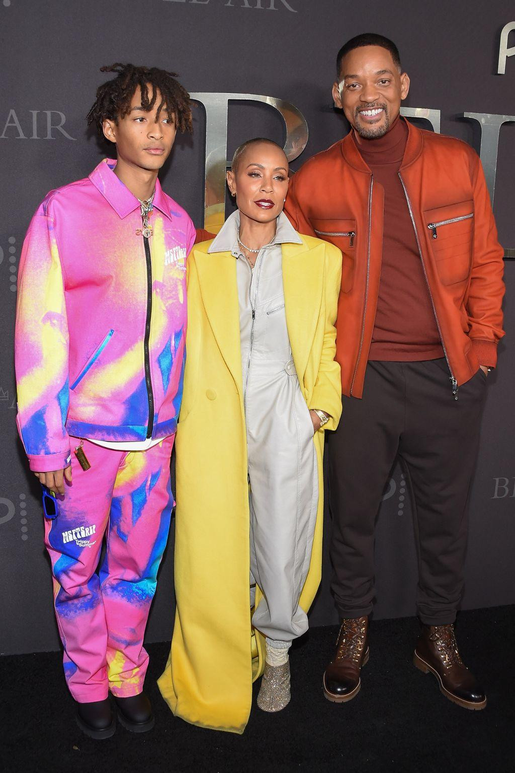 Gia đình tài tử Will Smith, vợ Pinkett Smith và con trai Jaden cùng nhau tham dự buổi ra mắt "Bel-Air". Gia đình tài tử Will Smith, vợ Pinkett Smith và con trai Jaden cùng nhau tham dự buổi ra mắt "Bel-Air".