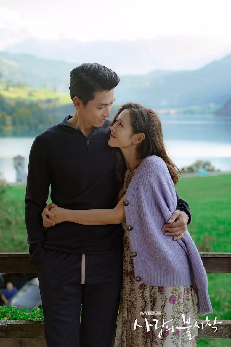 Hyun Bin và Son Ye Jin "phim giả, tình thật".
