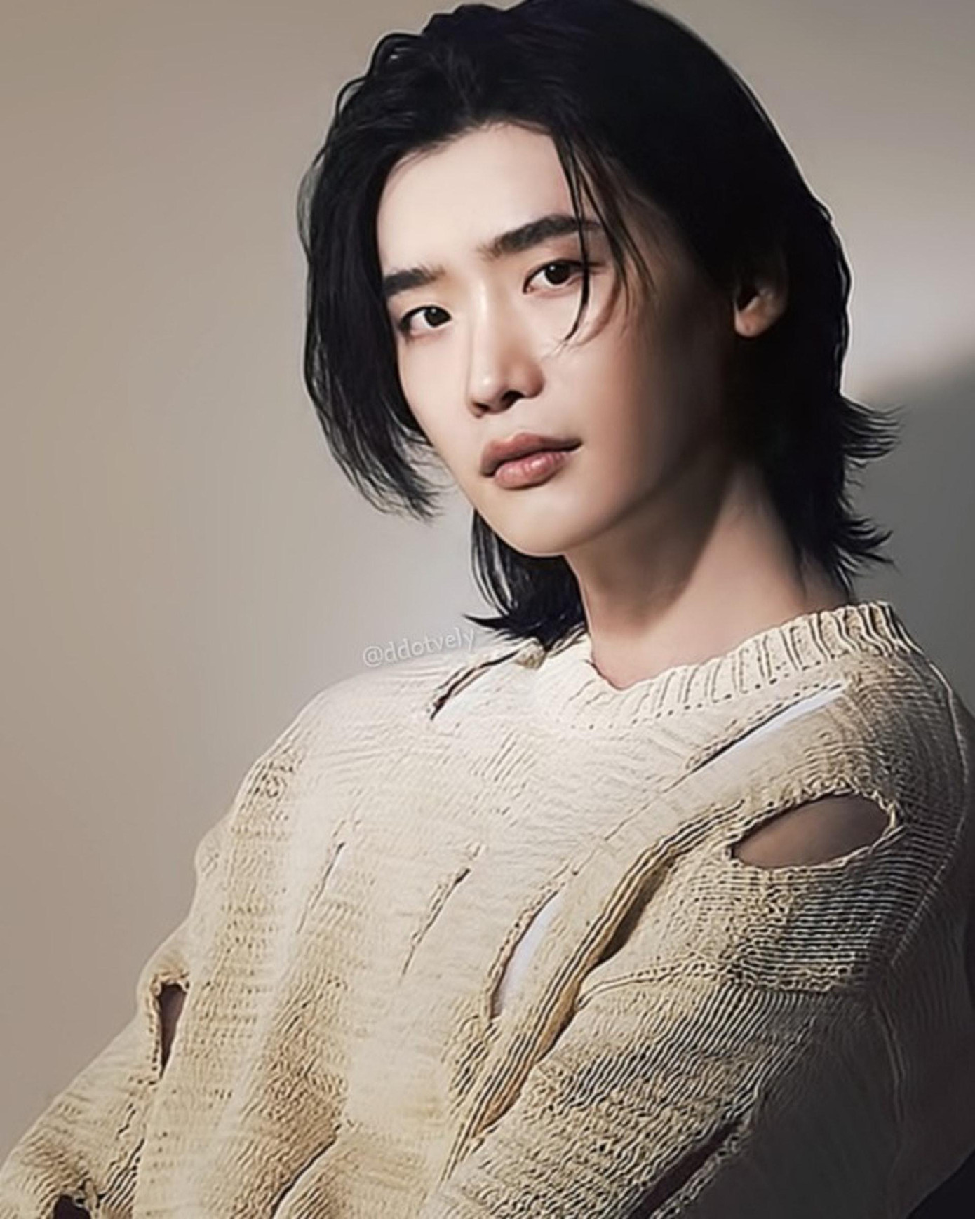 6. Lee Jong Suk: Nam diễn viên 8x chưa có tác phẩm mới kể từ khi xuất ngũ vào năm ngoái. Nhưng sức hút của anh vẫn không hề giảm sút. Người hâm mộ đang chờ đợi màn tái xuất của Lee Jong Suk trong năm nay với "Big Mouth". 6. Lee Jong Suk: Nam diễn viên 8x chưa có tác phẩm mới kể từ khi xuất ngũ vào năm ngoái. Nhưng sức hút của anh vẫn không hề giảm sút. Người hâm mộ đang chờ đợi màn tái xuất của Lee Jong Suk trong năm nay với "Big Mouth".