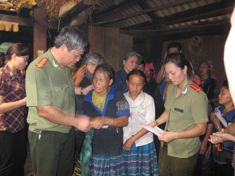 Tỉnh Yên Bái và Công ty TNHH Thịnh Đạt đã hỗ trợ tổng cộng mỗi gia đình có người bị thiệt mạng 14,5 triệu đồng/người; 4,5 triệu đồng/người bị thương