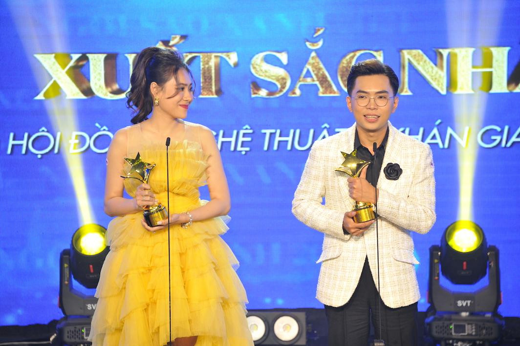 Hồ Bích Trâm và Minh Dự nhận giải Nam/ Nữ diễn viên xuất sắc nhất ở hạng mục web drama Hồ Bích Trâm và Minh Dự nhận giải Nam/ Nữ diễn viên xuất sắc nhất ở hạng mục web drama