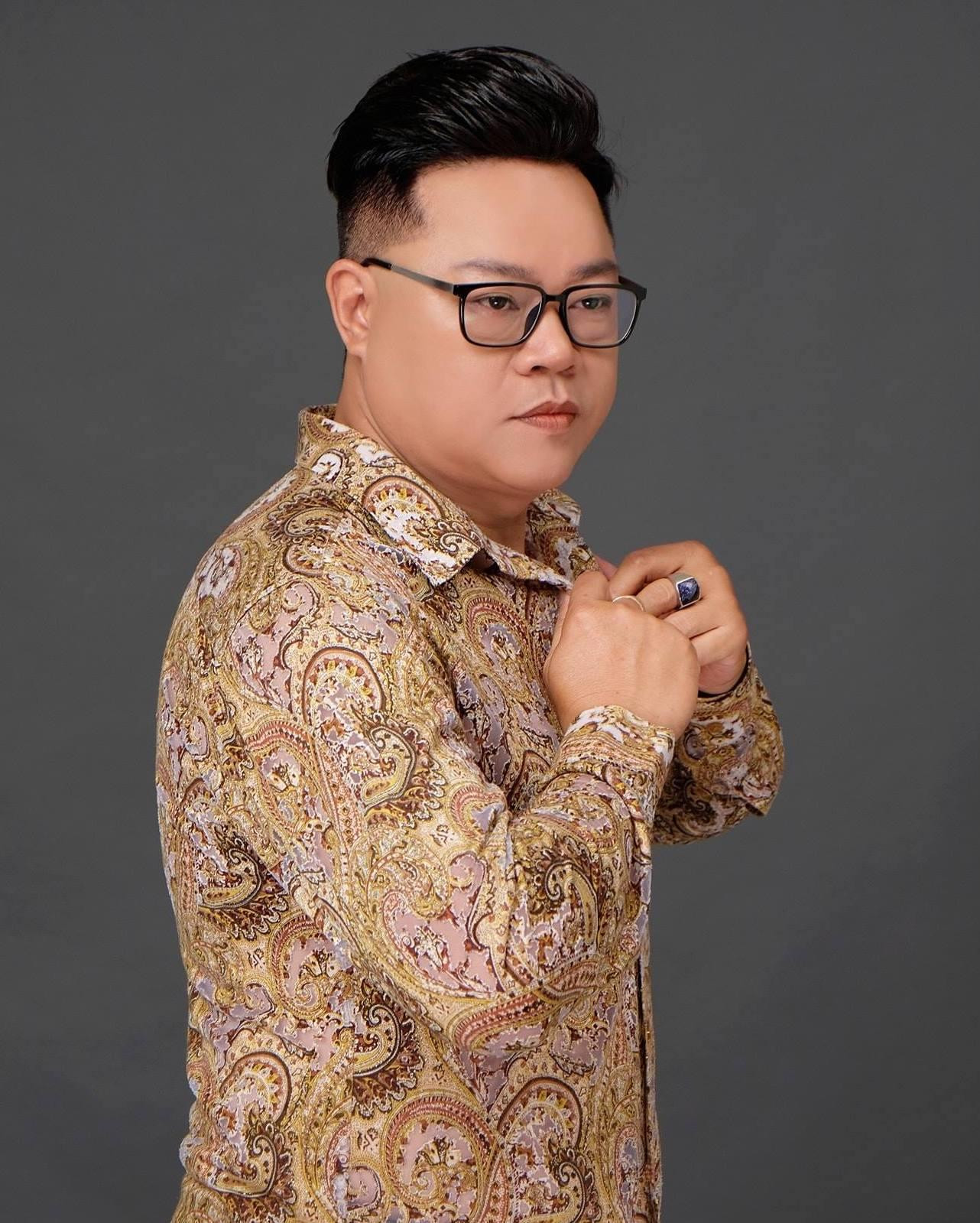 Ca sỹ Phi Hải Ca sỹ Phi Hải