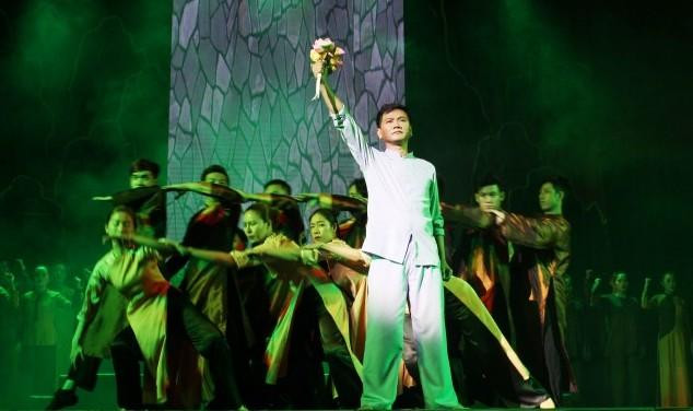 Vở diễn "Tổ quốc nơi cuối con đường" do Thanh Dũng sáng tác âm nhạc đã gây tiếng vang tại Liên hoan Sân khấu Cải lương toàn quốc năm 2018