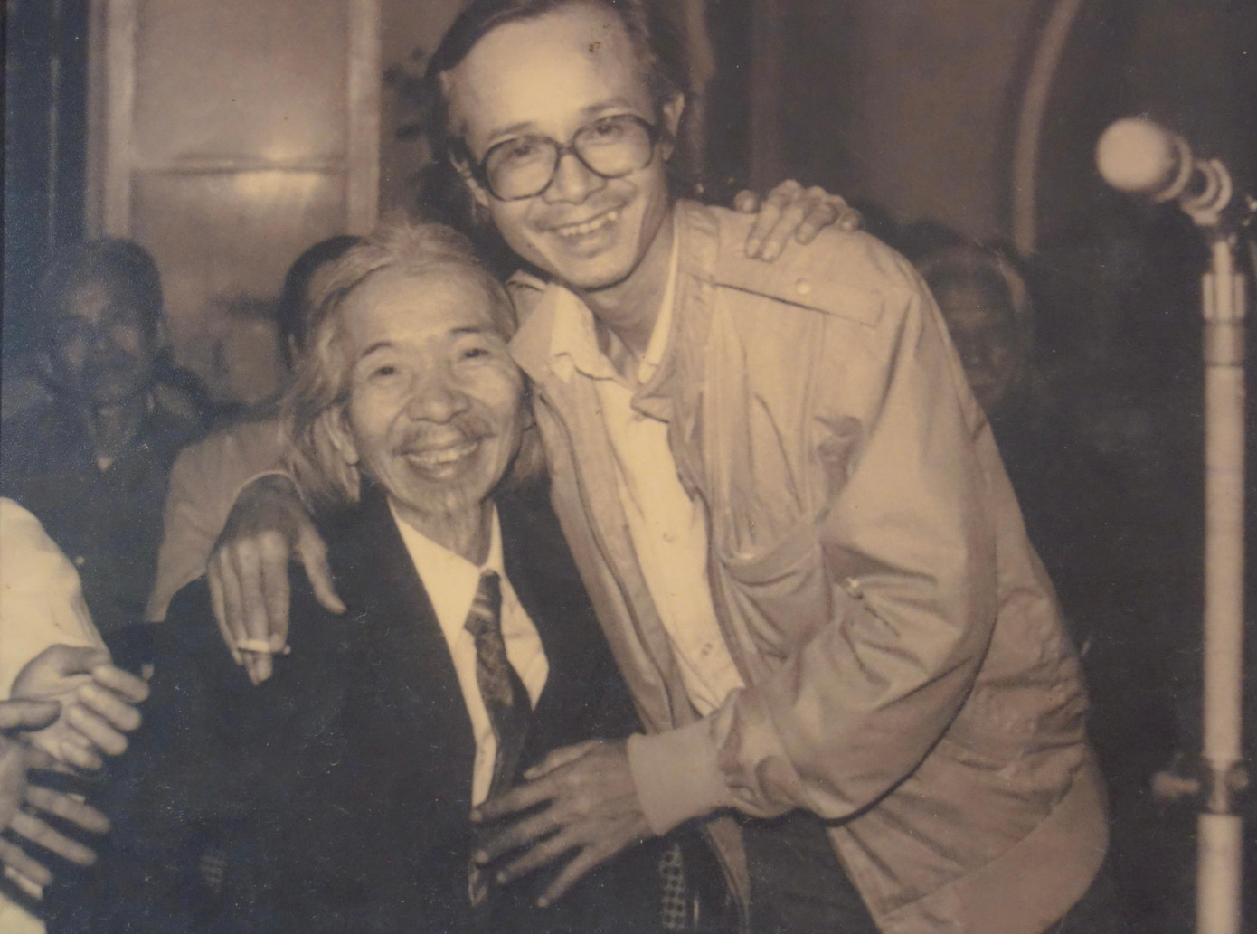 Tấm ảnh chụp với nhạc sỹ Văn Cao