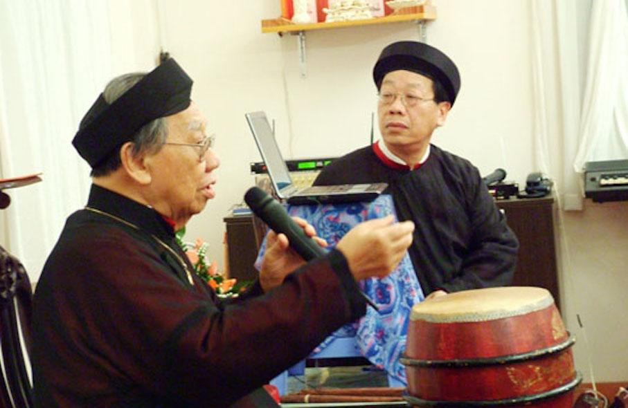 Cha con GS-TS Trần Văn Khê- GS-TS Trần Quang Hải cùng biểu diễn