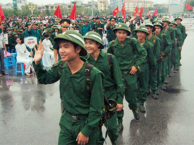 Đi Nghĩa vụ quân sự là thực hiện tốt nghĩa vụ thiêng liêng của công dân với Tổ quốc. Trong ảnh: Thanh niên TP Bắc Ninh, tỉnh Bắc Ninh trong ngày nhập ngũ. (Ảnh: QĐND)