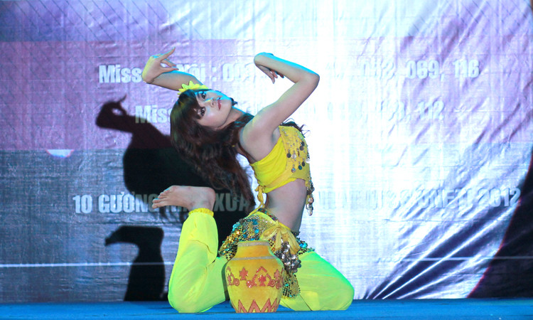 Nét uyển chuyển của điệu múa Chăm-pa