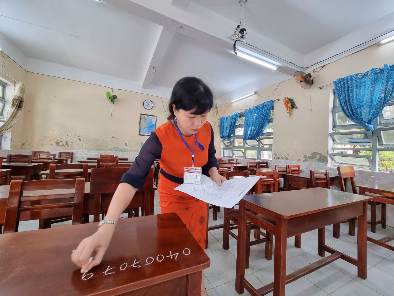 CẬP NHẬT: Kết thúc thi văn, thí sinh tự tin đạt điểm cao ảnh 63