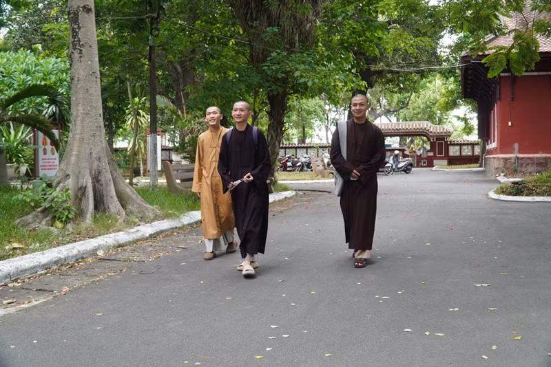 CẬP NHẬT: Kết thúc thi văn, thí sinh tự tin đạt điểm cao ảnh 83