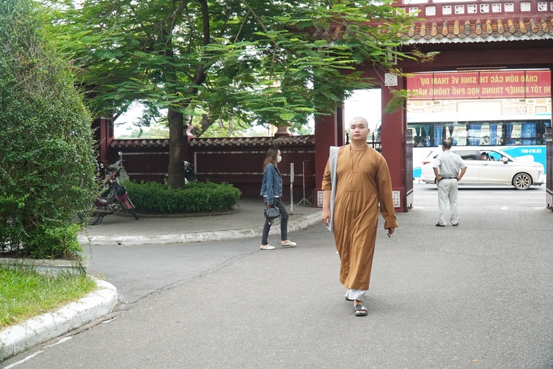 CẬP NHẬT: Kết thúc thi văn, thí sinh tự tin đạt điểm cao ảnh 84