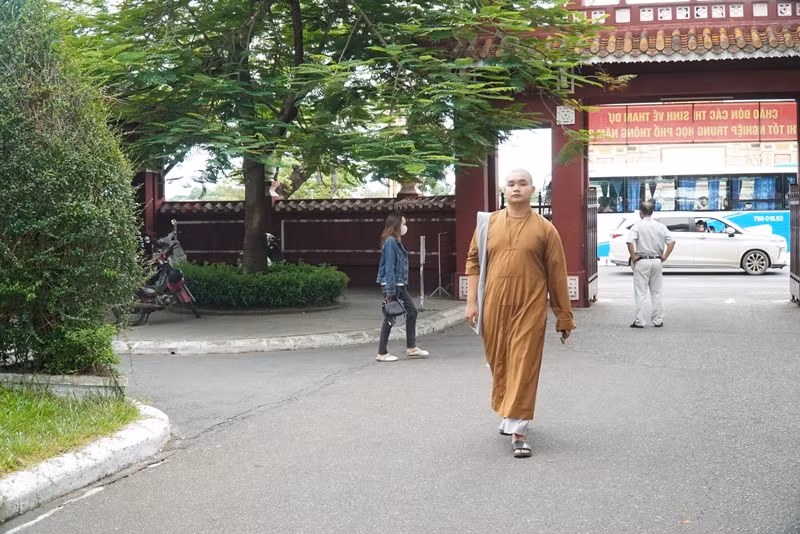 CẬP NHẬT: Kết thúc thi văn, thí sinh tự tin đạt điểm cao ảnh 84