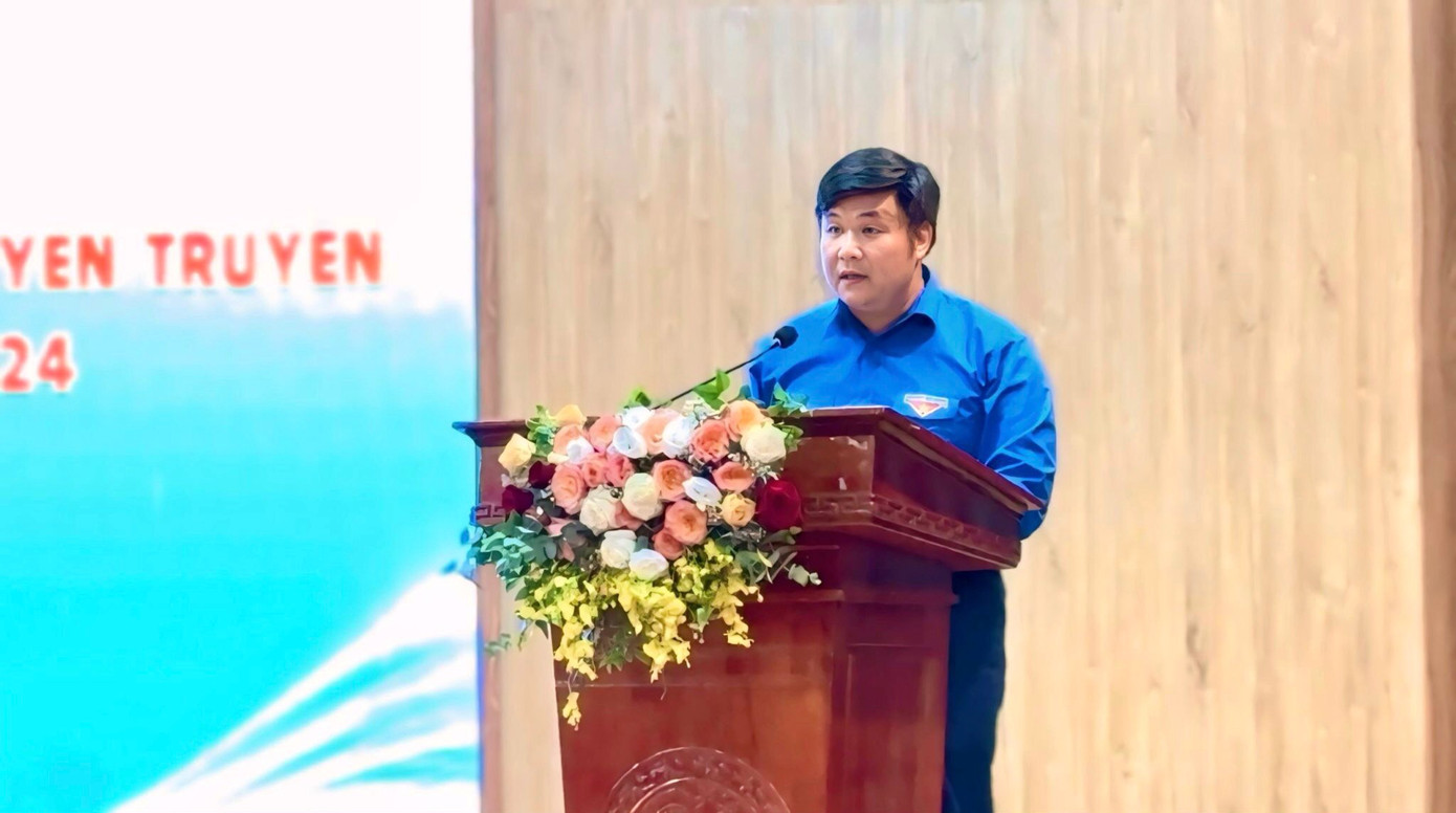 Anh Nguyễn Thái An – Trưởng ban Tuyên giáo Trung ương Đoàn phát biểu khai mạc Hội nghị tập huấn kiến thức pháp luật, kỹ năng tuyên truyền về phòng chống, ma túy cho cán bộ Đoàn cơ sở, tại huyện Thủy Nguyên (TP Hải Phòng).