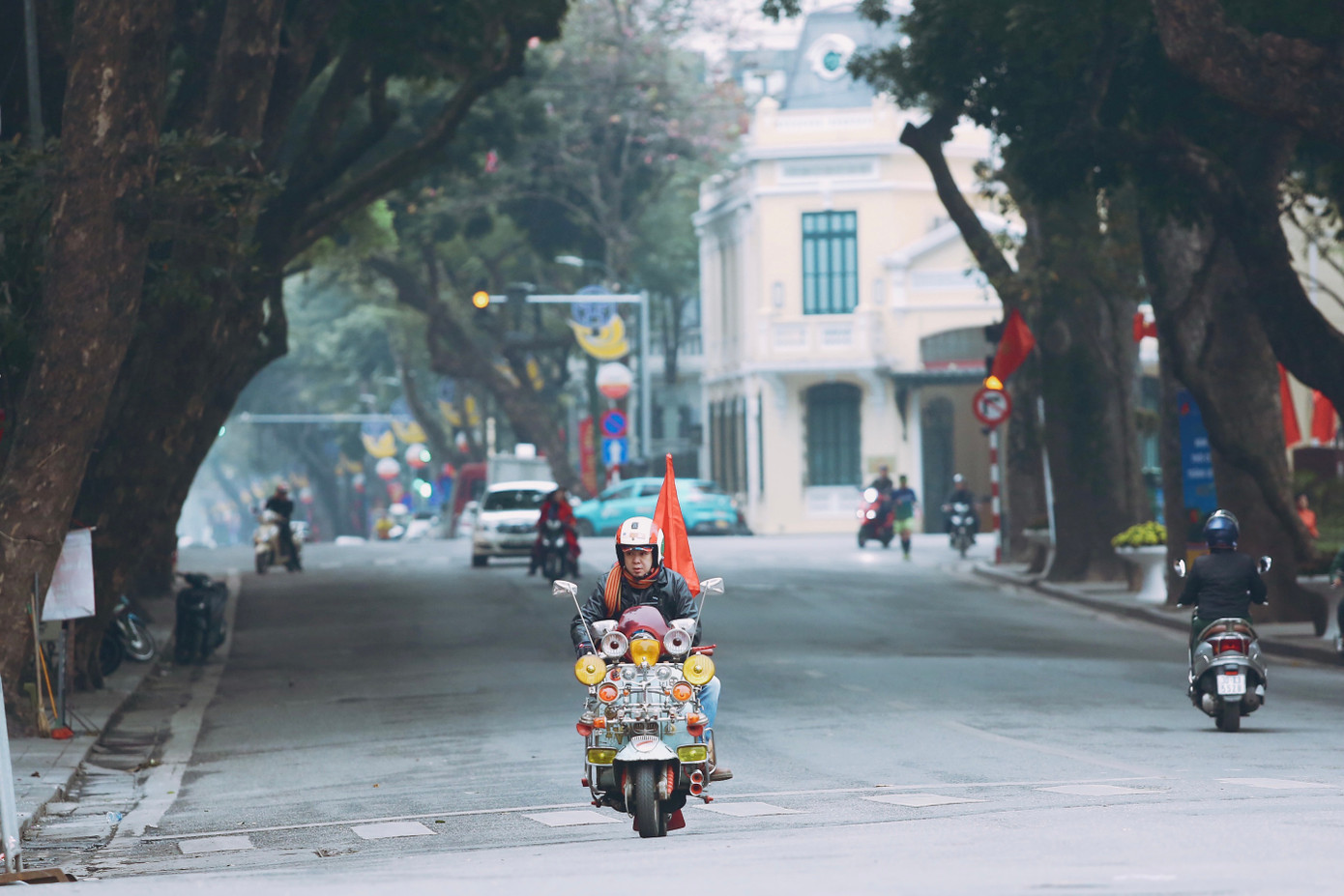 Khoe cá tính trong sáng mùng 1.