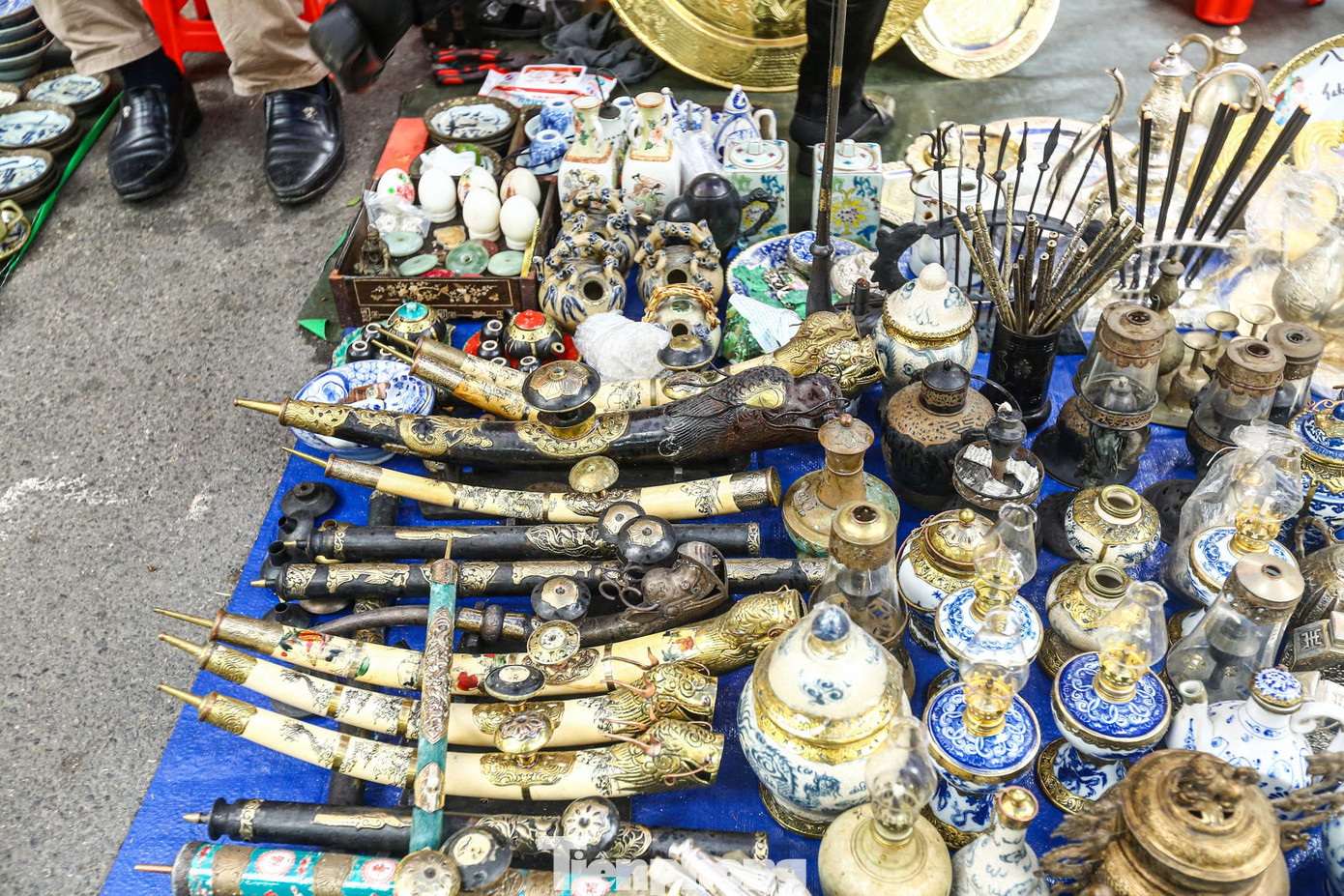 Rất nhiều món đồ thời "ông bà anh" để chiêm nghiệm, hoài niệm.