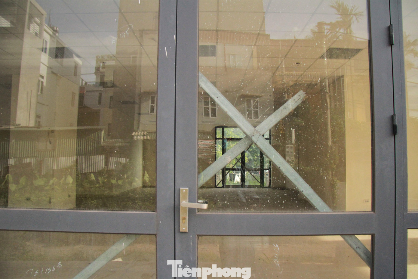 Theo ghi nhận, đến nay mới có 2 tòa nhà chung cư cao 9 và 15 tầng được xây dựng từ năm 2018.