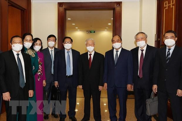 Tổng Bí thư Nguyễn Phú Trọng cùng các đồng chí lãnh đạo Đảng, Nhà nước và các đại biểu dự hội nghị. (Ảnh: Trí Dũng/TTXVN) Tổng Bí thư Nguyễn Phú Trọng cùng các đồng chí lãnh đạo Đảng, Nhà nước và các đại biểu dự hội nghị. (Ảnh: Trí Dũng/TTXVN)