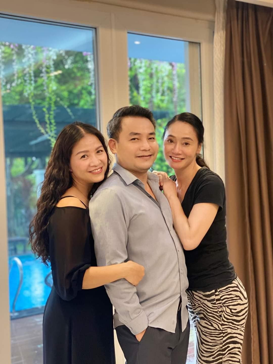 Một số hình ảnh hậu trường được NSƯT Trịnh Mai Nguyên chia sẻ. Một số hình ảnh hậu trường được NSƯT Trịnh Mai Nguyên chia sẻ.