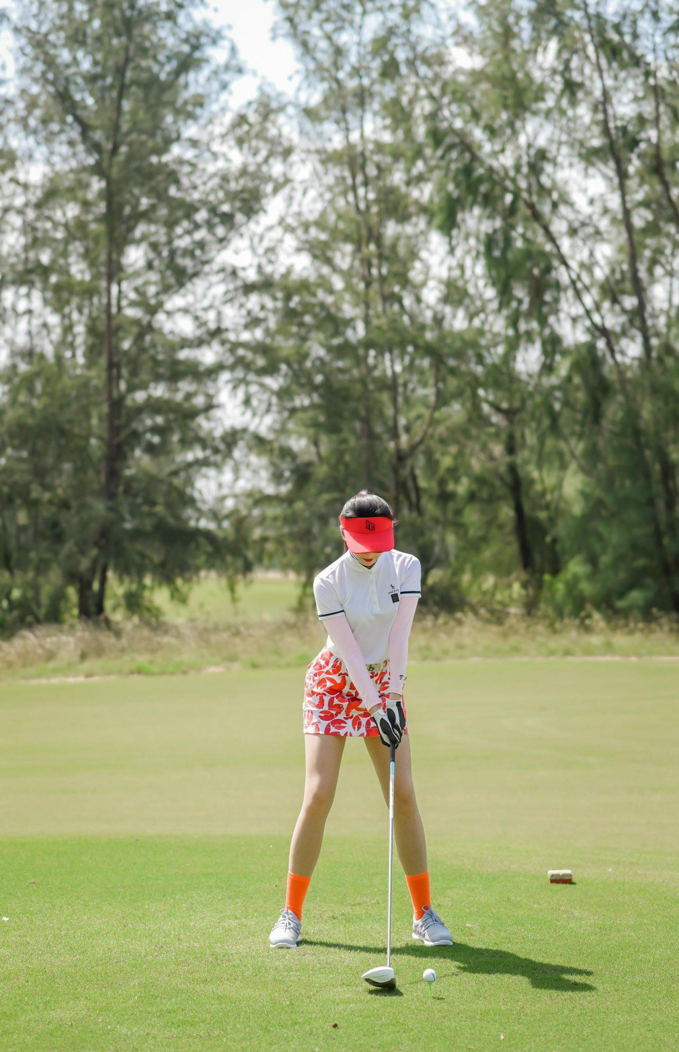 Thời gian gần đây, Thanh Tú thường xuất hiện trên sân golf cùng dàn Hoa hậu, Á hậu Việt Nam. Cô từng tham gia thi đấu tại giải Tiền Phong Golf Championship 2020 và được xếp cùng flight (nhóm) với Hoa hậu Ngọc Hân, Hoa hậu Jennifer Phạm, Á hậu Huyền My. Thanh Tú giành được giải thưởng Longest driver sân Moutainview. Thời gian gần đây, Thanh Tú thường xuất hiện trên sân golf cùng dàn Hoa hậu, Á hậu Việt Nam. Cô từng tham gia thi đấu tại giải Tiền Phong Golf Championship 2020 và được xếp cùng flight (nhóm) với Hoa hậu Ngọc Hân, Hoa hậu Jennifer Phạm, Á hậu Huyền My. Thanh Tú giành được giải thưởng Longest driver sân Moutainview.