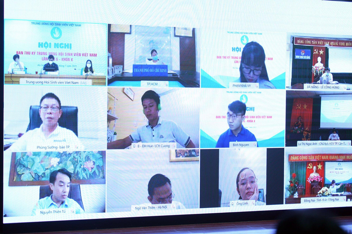 Hội nghị diễn ra bằng hình thức trực tuyến Hội nghị diễn ra bằng hình thức trực tuyến