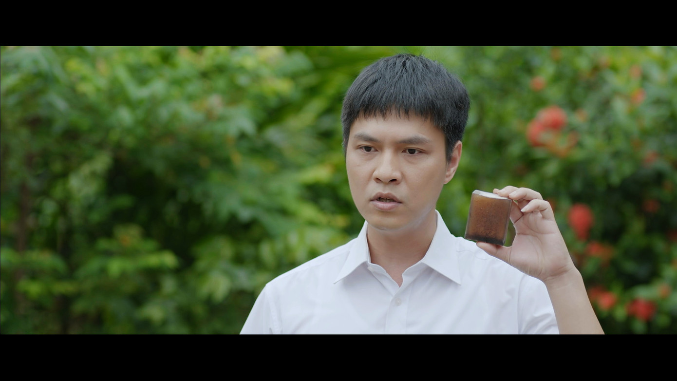 Tô Dũng đảm nhận vai Hưng một nhân vật có tính cách lầm lì, ít nói, dễ nổi nóng.