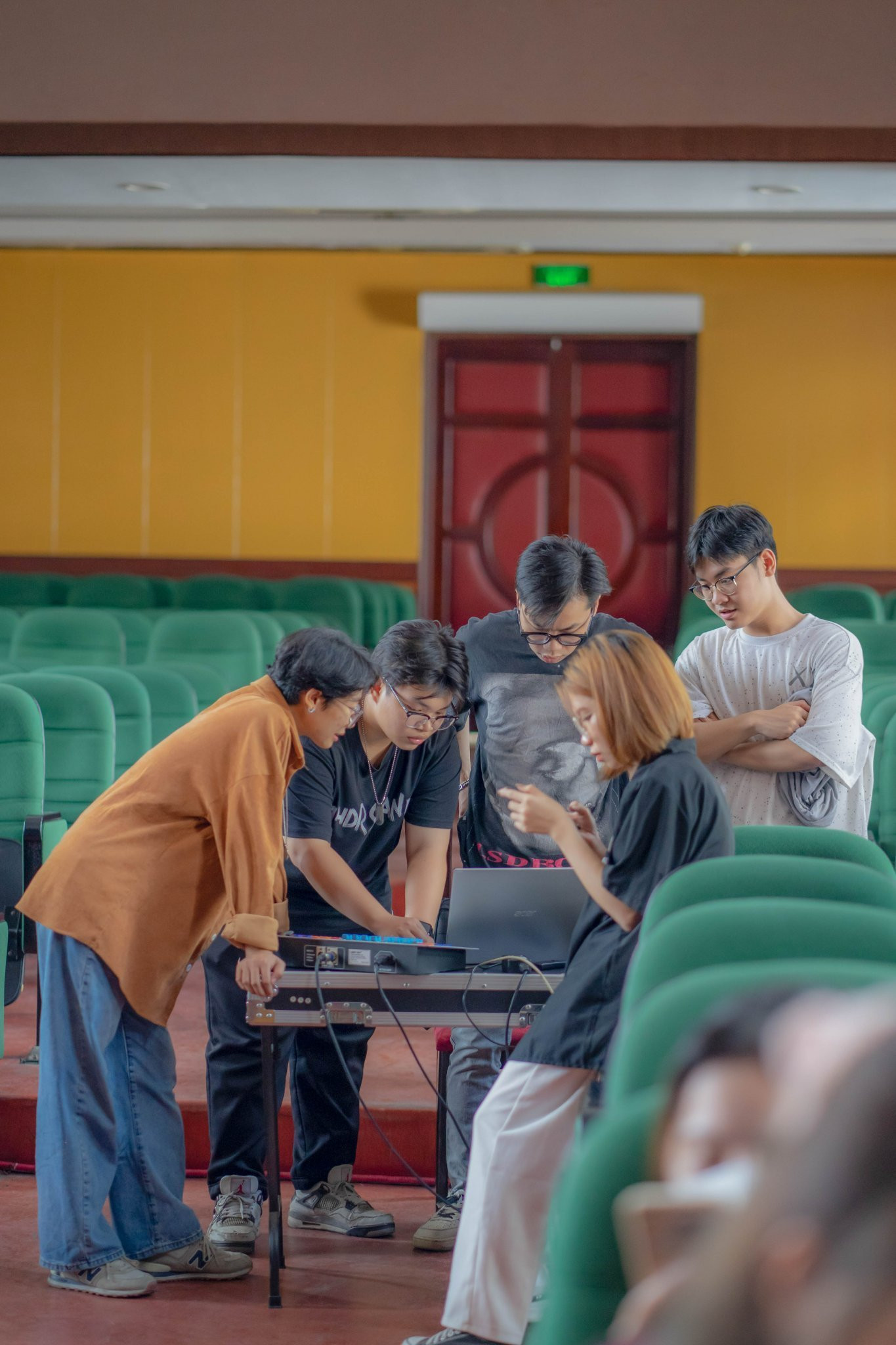 Hương Giang trong mỗi sự kiện đều học được cách làm việc nhóm tối ưu hơn, kiểm soát cảm xúc và xử lý các tình huống bất ngờ, hiểu cách để trở thành một leader khéo léo.