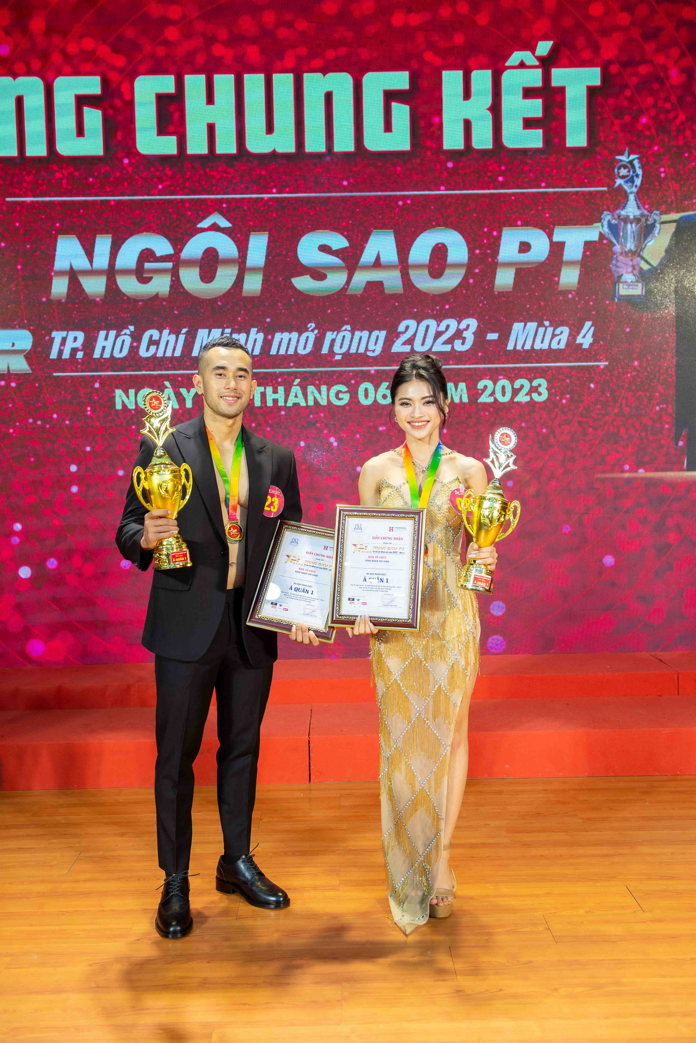 Cặp đôi Á quân 1. Cặp đôi Á quân 1.