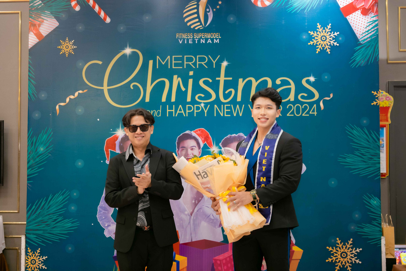 Đạo diễn Tạ Nguyên Phúc - Nguyễn Hoàng Tùng. Đạo diễn Tạ Nguyên Phúc - Nguyễn Hoàng Tùng.