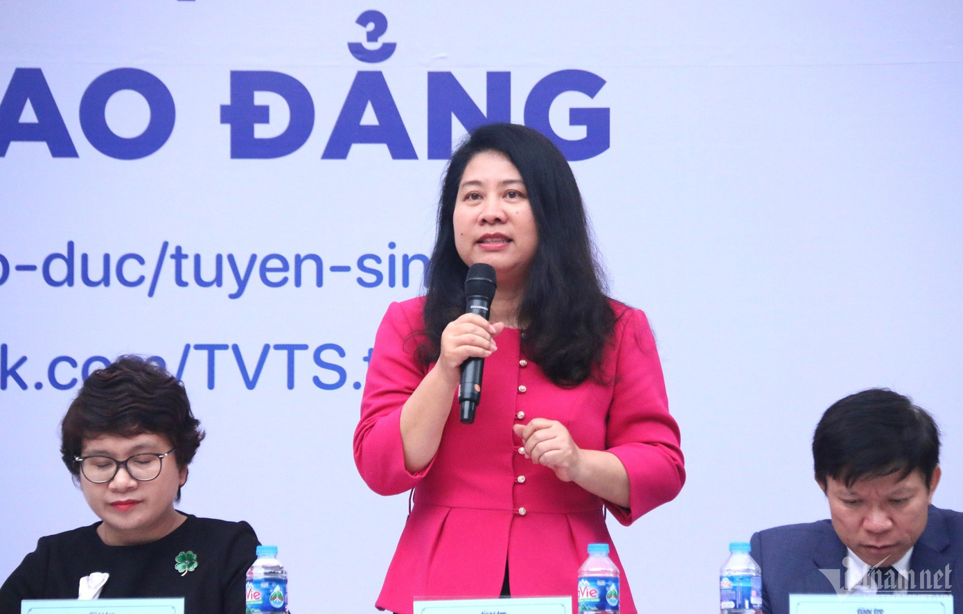 TS Nguyễn Thị Cúc Phương.