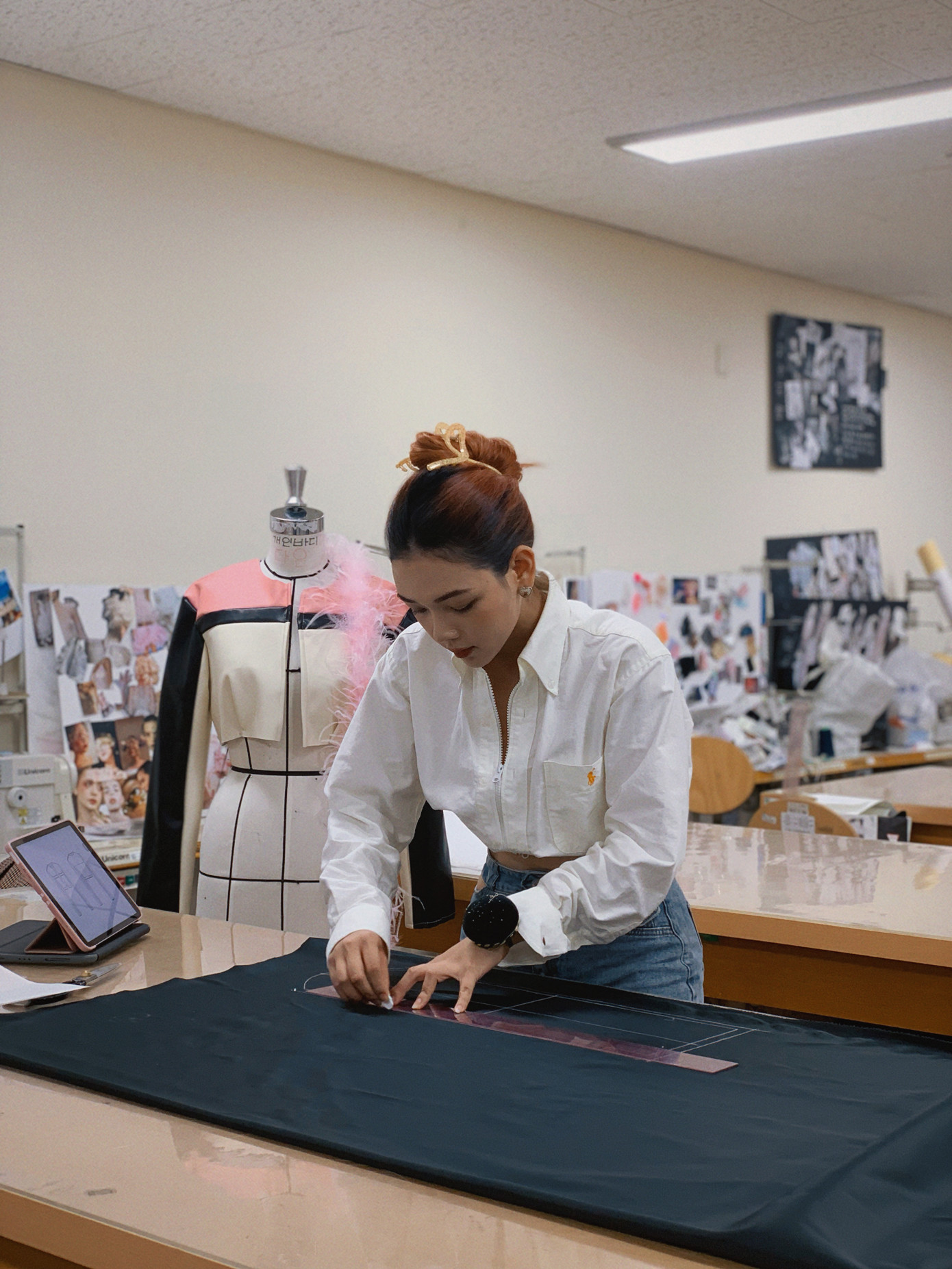 Công việc này cần rất nhiều sự đam mê và nhẫn nại.