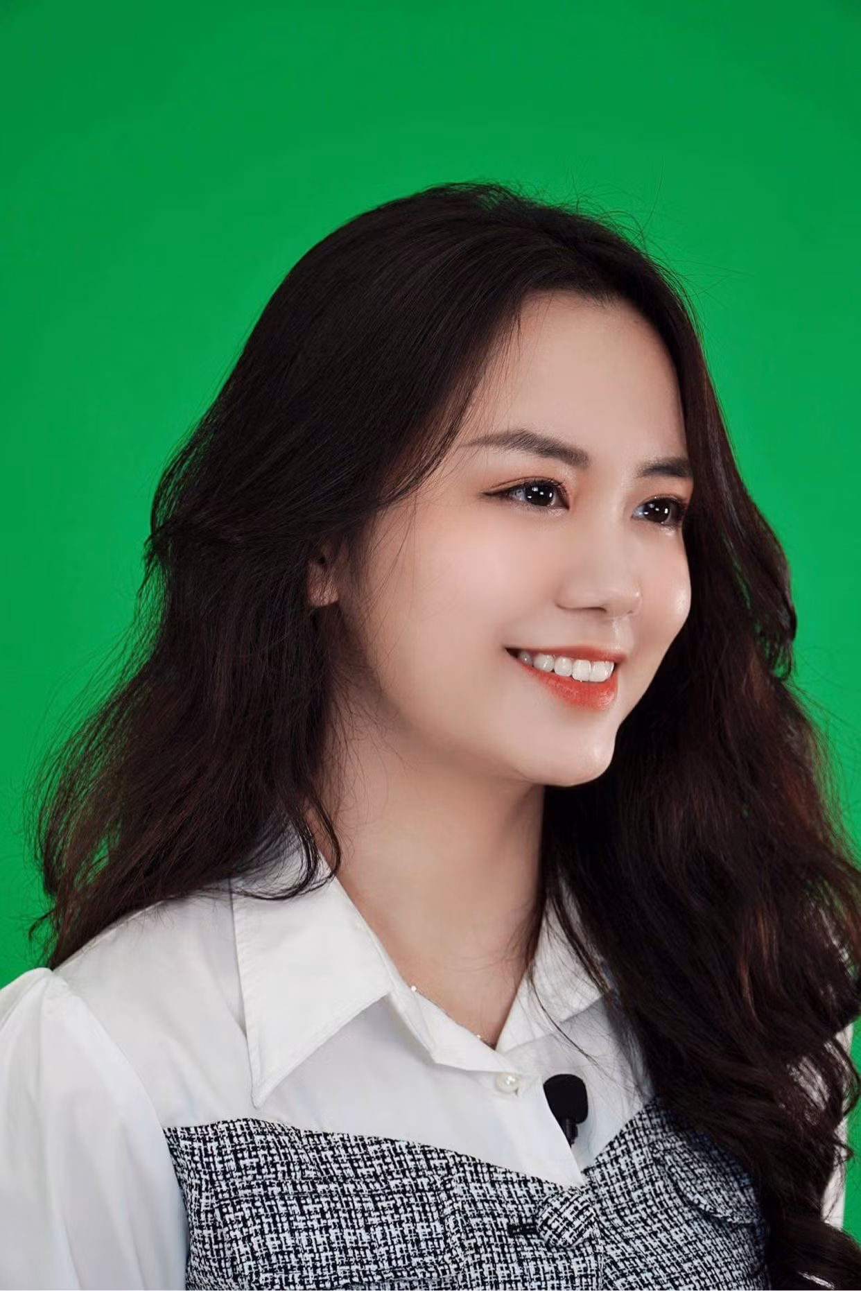 "Đối với mình, việc được đứng trong hàng ngũ của Đảng khi vừa tròn 18 tuổi thực sự là một dấu mốc quan trọng, một niềm vinh dự và tự hào vô cùng lớn trong đời."