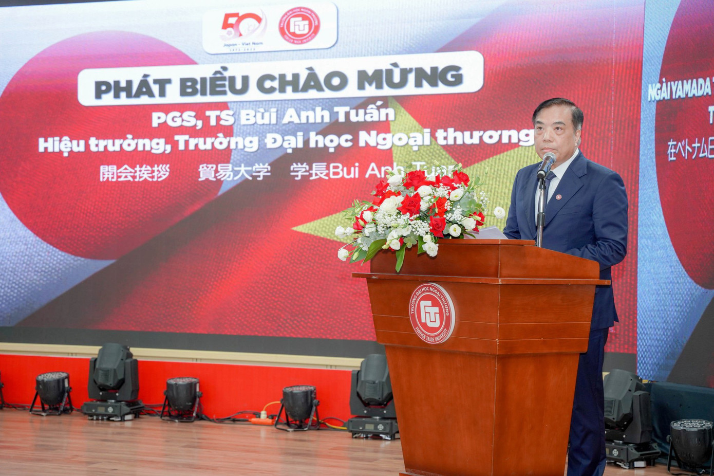 PGS, TS Bùi Anh Tuấn - Hiệu trưởng Trường Đại học Ngoại thương phát biểu tại chương trình.