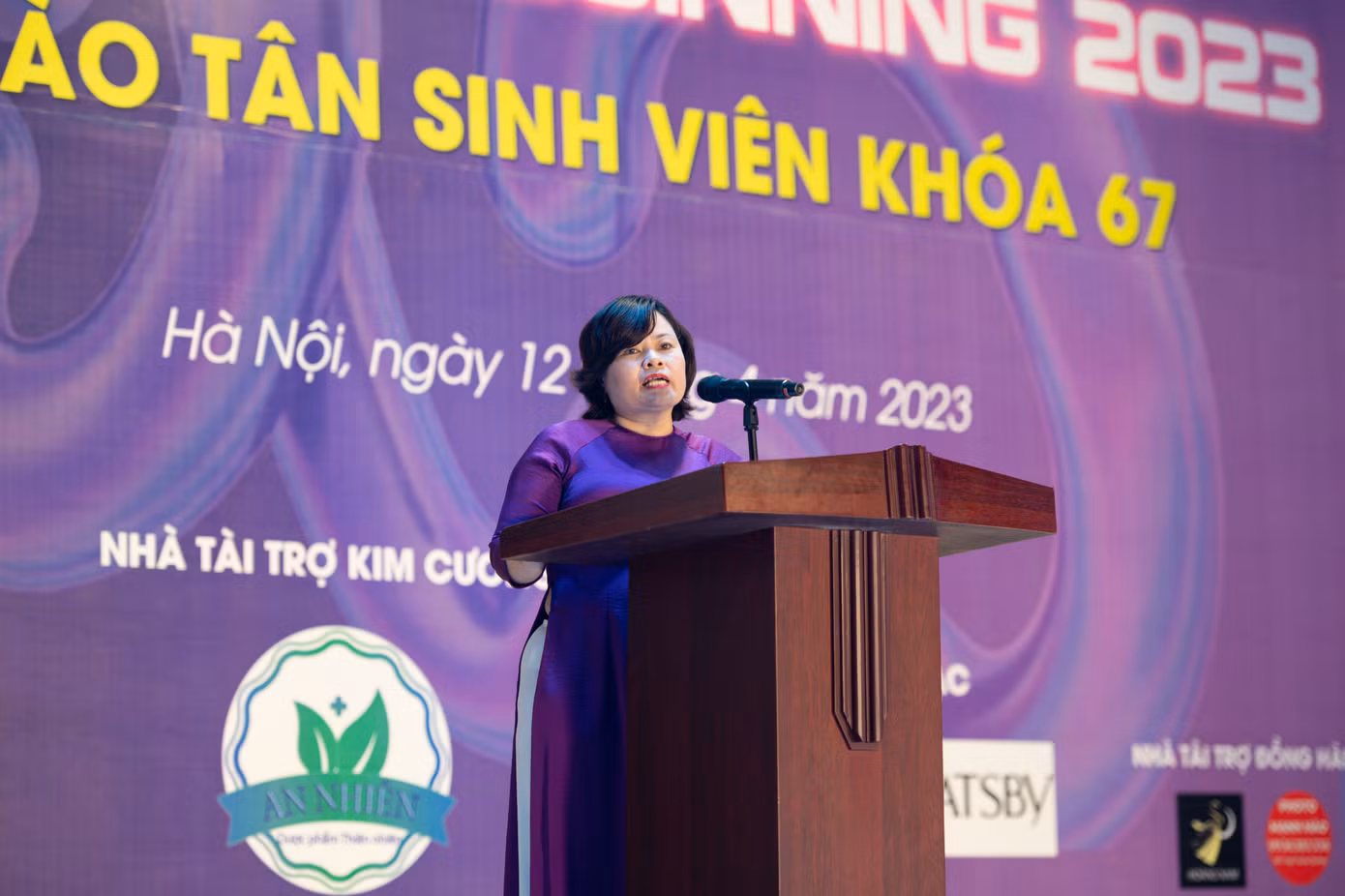 PGS.TS Nguyễn Thị Minh Hiền – Trưởng khoa Kinh tế và PTNT phát biểu tại chương trình. PGS.TS Nguyễn Thị Minh Hiền – Trưởng khoa Kinh tế và PTNT phát biểu tại chương trình.