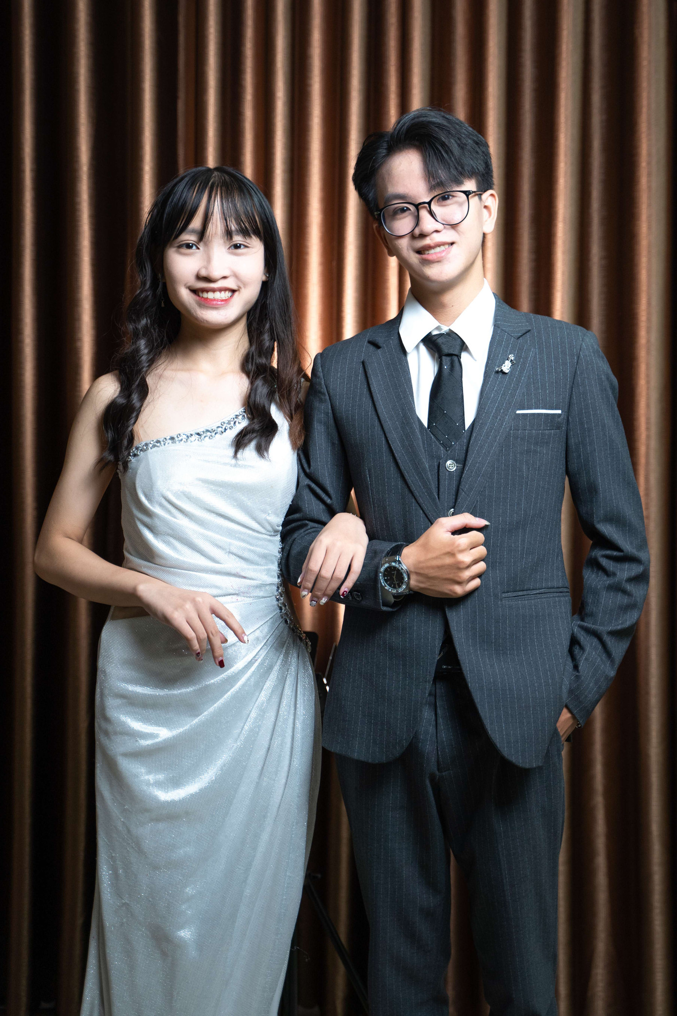 Quán quân cuộc thi HI MC - Cuộc thi tìm kiếm cặp đôi tài năng. Quán quân cuộc thi HI MC - Cuộc thi tìm kiếm cặp đôi tài năng.