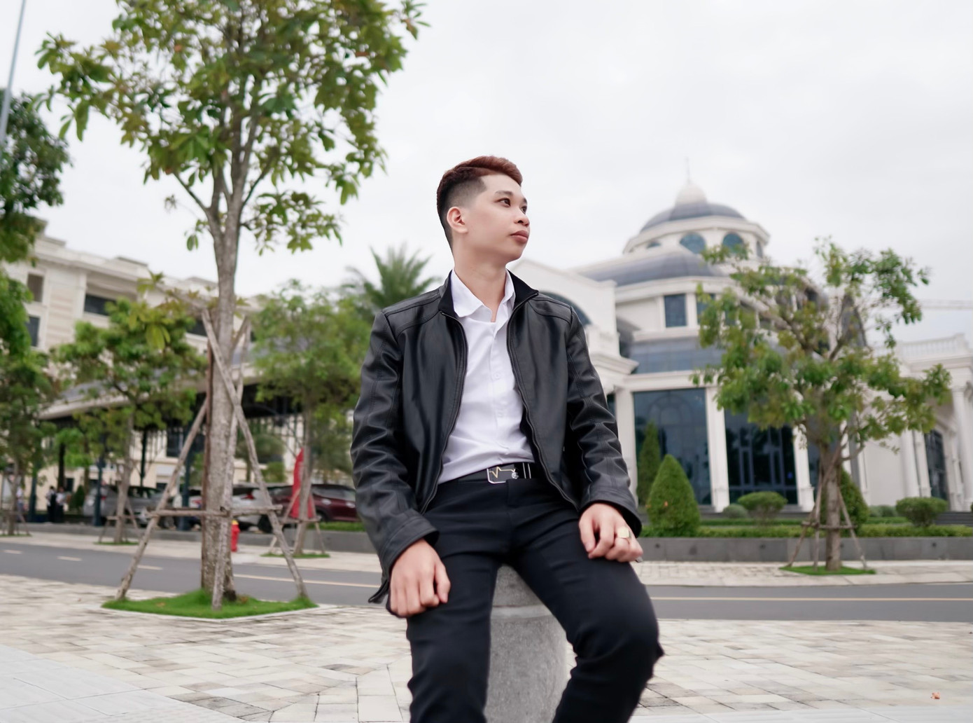 Nguyễn Văn Sỹ sinh năm 2000 đến từ Thanh Hóa. Nguyễn Văn Sỹ sinh năm 2000 đến từ Thanh Hóa.