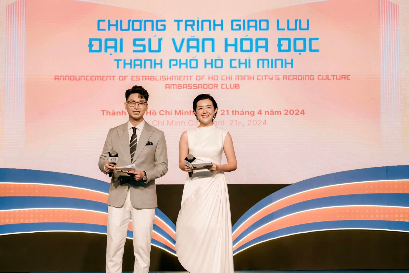 Trọng Hiền cùng Quản Hân dẫn dắt chuỗi Talkshow Ngày sách và Văn hóa đọc Việt Nam lần 3 tại TP.HCM.