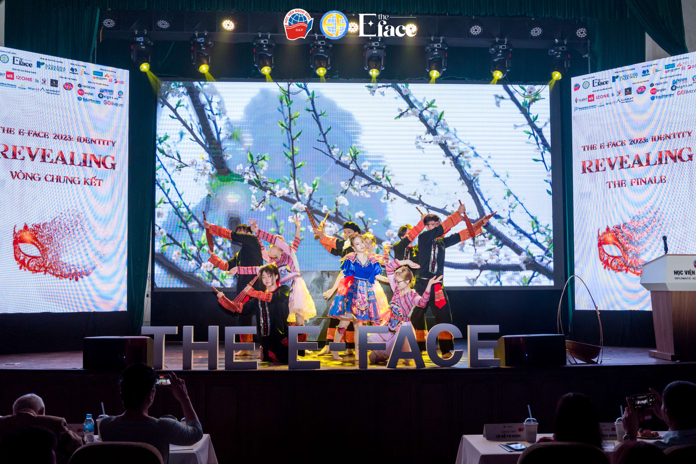 Phần thi truyền cảm hứng của thí sinh Nguyễn Ngọc Bích.