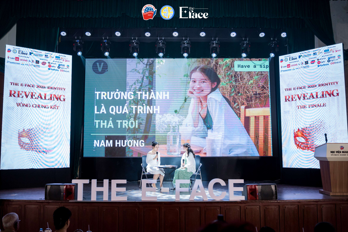 Phần thi Truyền cảm hứng của thí sinh Trần Nam Hương.