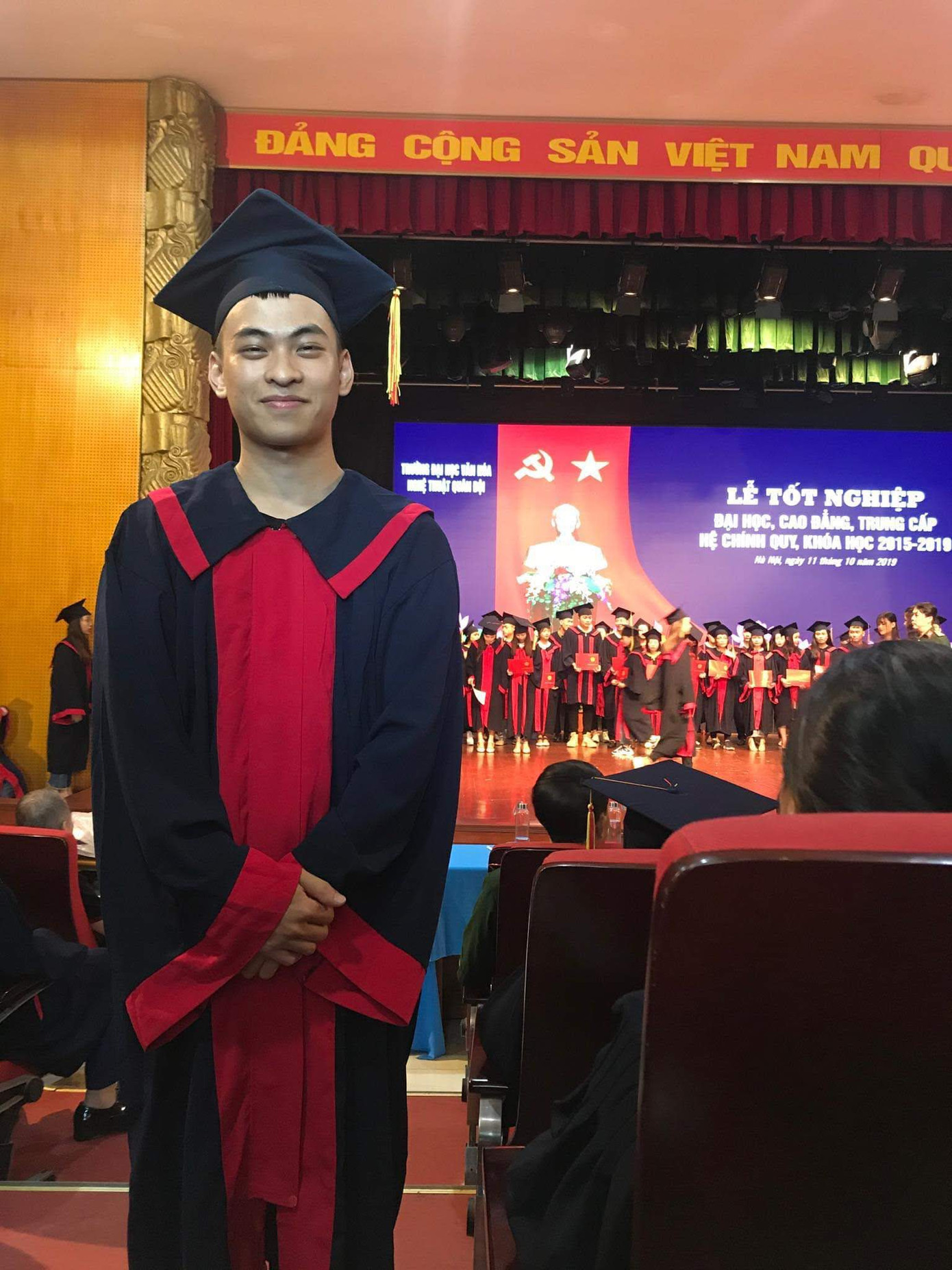 Năm 2019, Hồng Phong tốt nghiệp Trường Đại học Văn hoá Nghệ thuật Quân đội.( Ảnh: NVCC) Năm 2019, Hồng Phong tốt nghiệp Trường Đại học Văn hoá Nghệ thuật Quân đội.( Ảnh: NVCC)