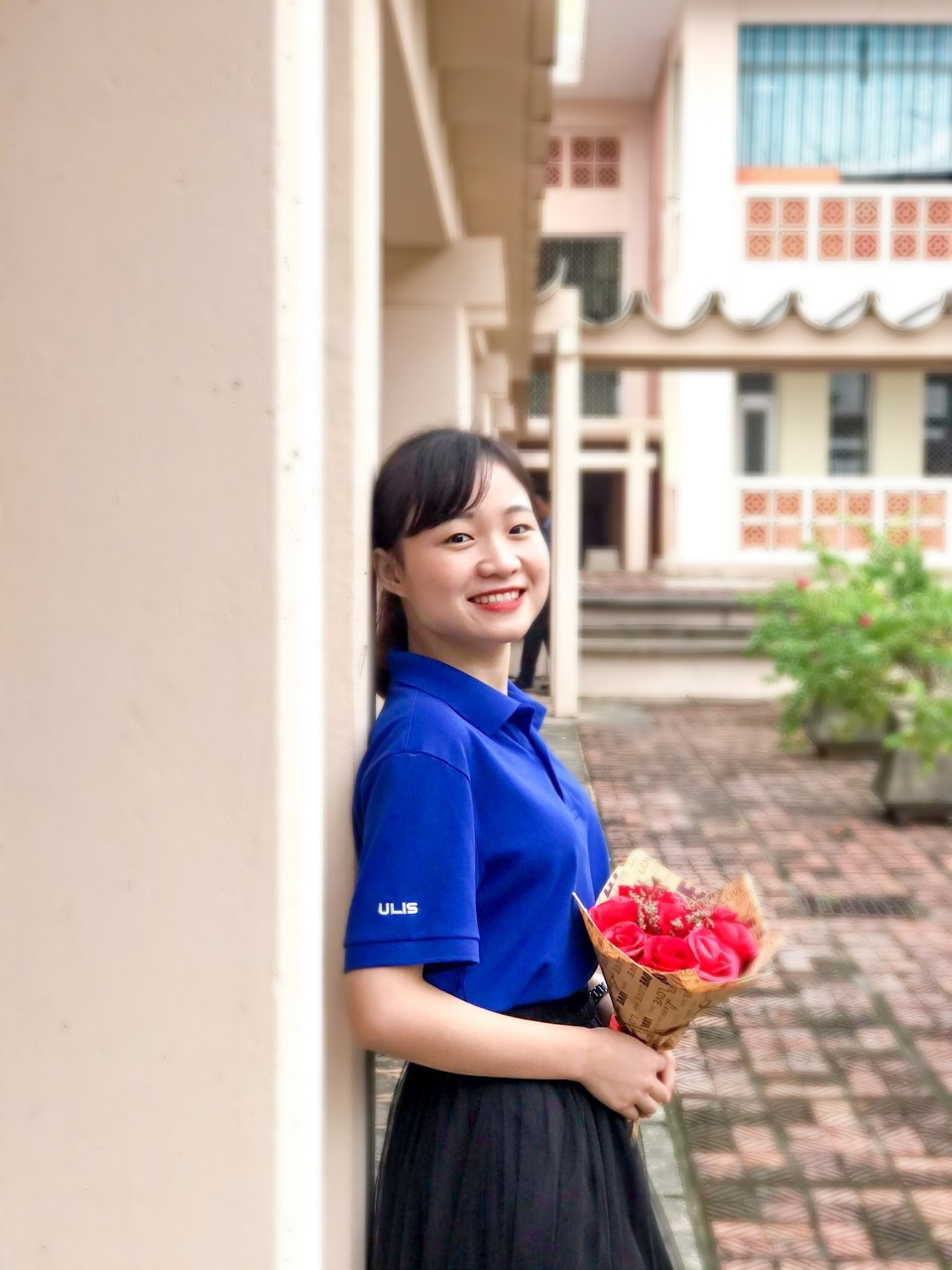 Hoàng Thị Thanh Trà, sinh năm 2001, sinh viên năm 4 khoa Sư phạm tiếng Anh của trường Đại học Ngoại Ngữ, ĐHQGHN (ULIS).