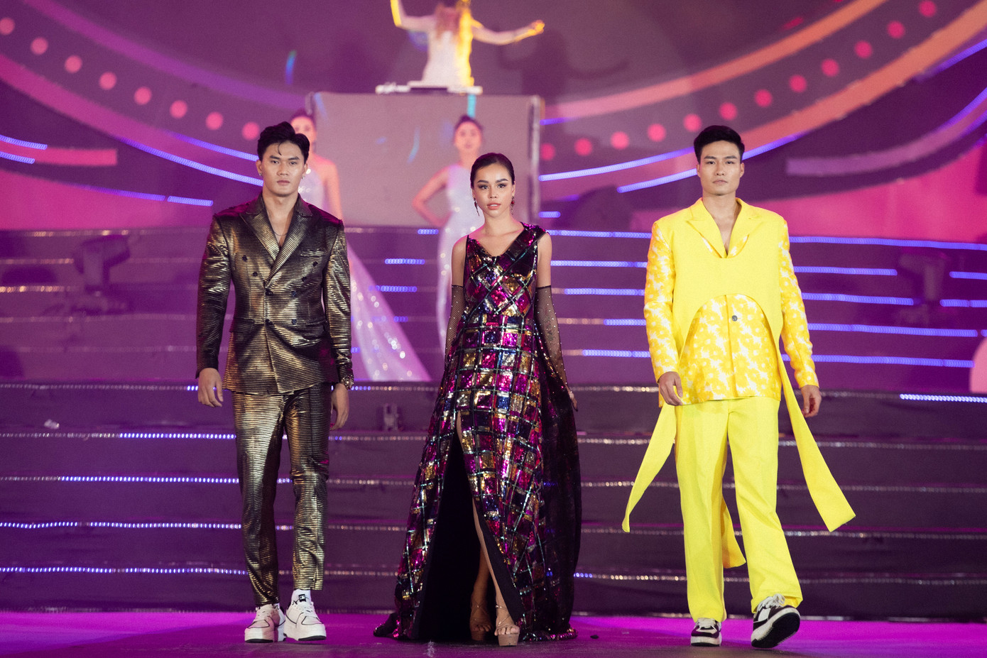 Hữu Anh - Á vương Thế giới 2022, Hà My - Á hậu 1 Miss Fitness Supermodel World 2023, Đạt Kyo - Nam vương Siêu Quốc gia Châu Á 2022.