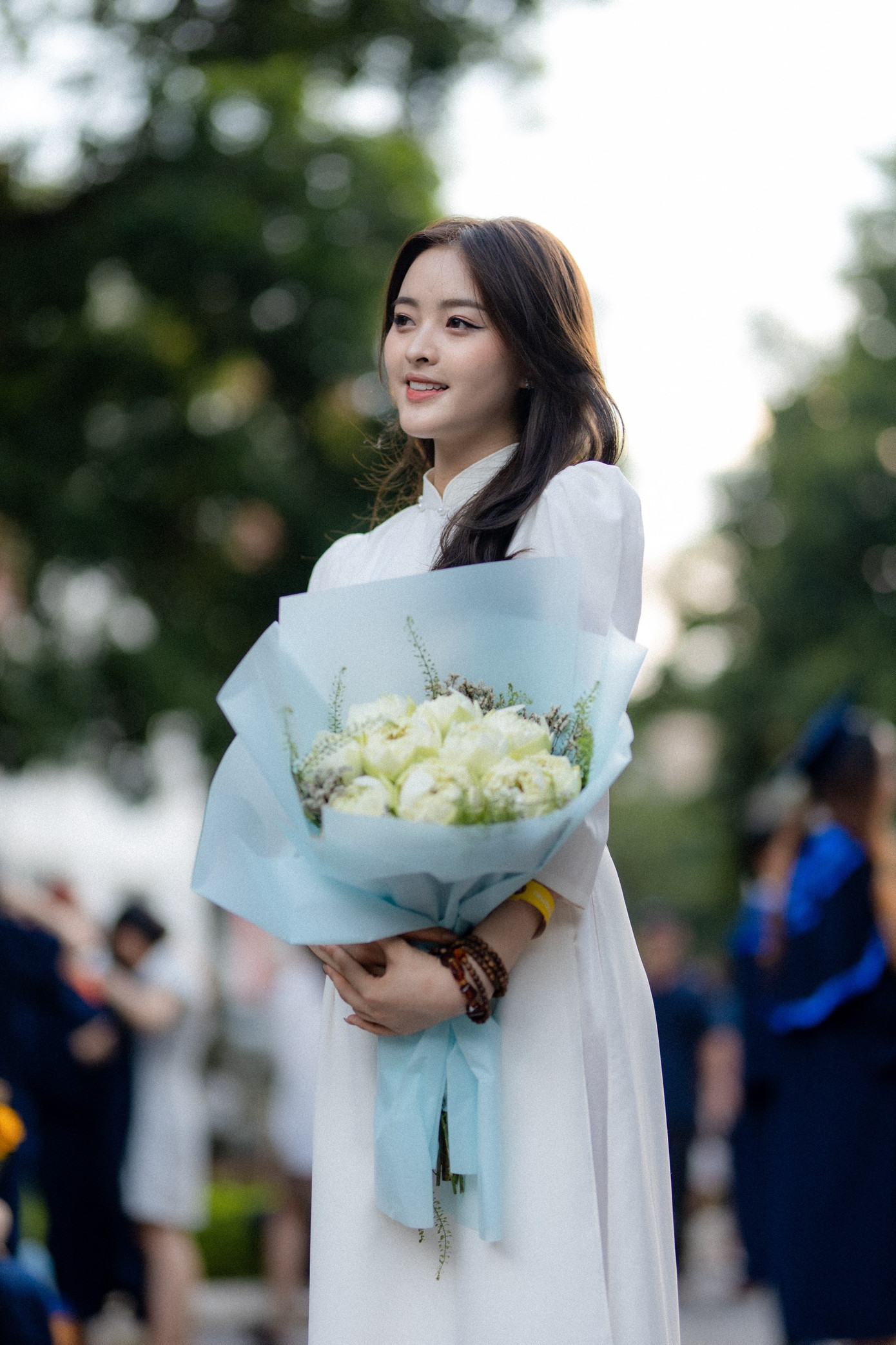 "Học tập có thể thay đổi cuộc đời của con người, hãy tiếp tục khám phá khi có cơ hội."