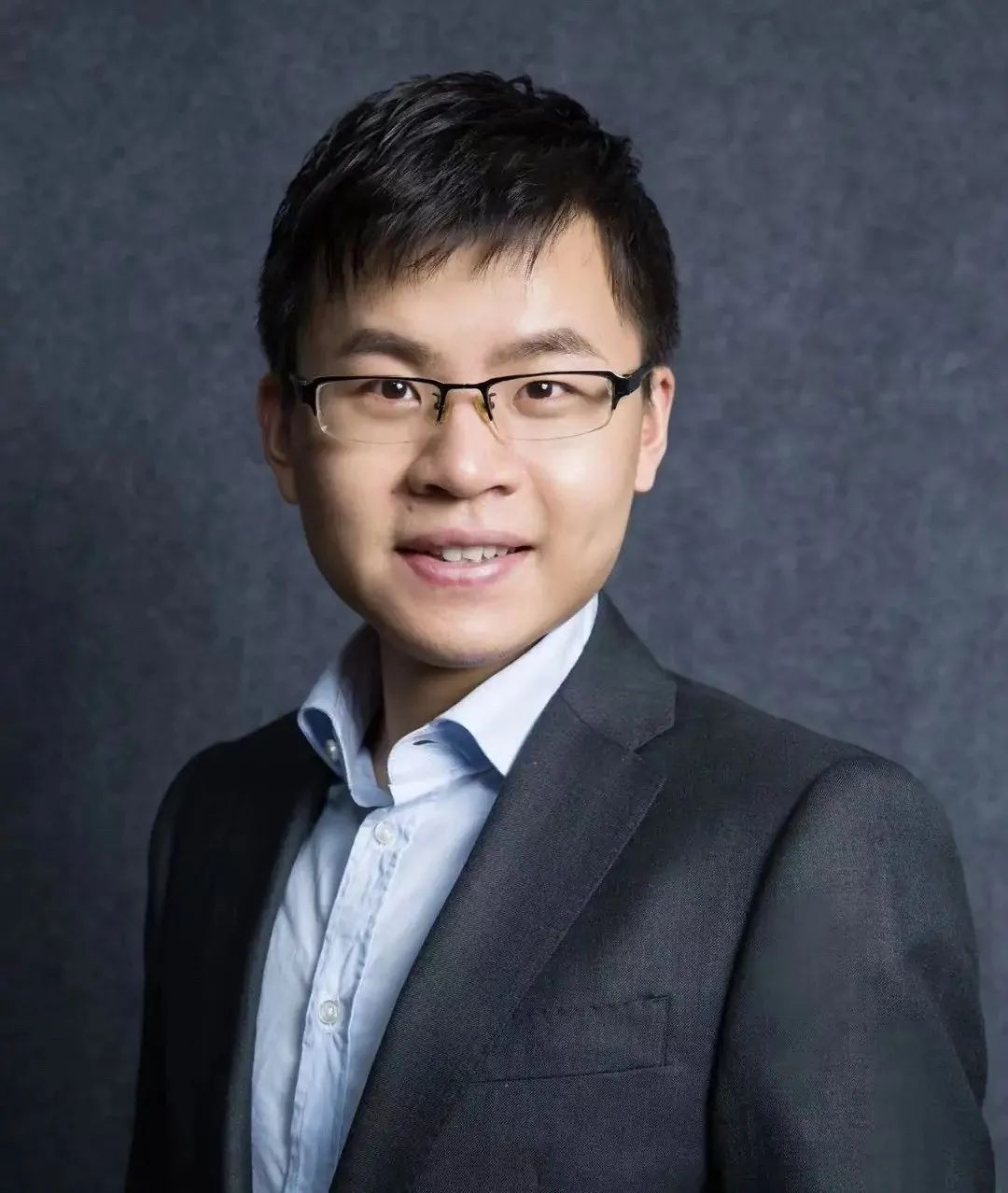 Từ bỏ cơ hội sang Mỹ du học để ở lại nước khởi nghiệp, sau 10 năm, Diêu Tụng sở hữu khối tài sản ròng 6 tỷ NDT (21.122 tỷ đồng). Ảnh: Baidu